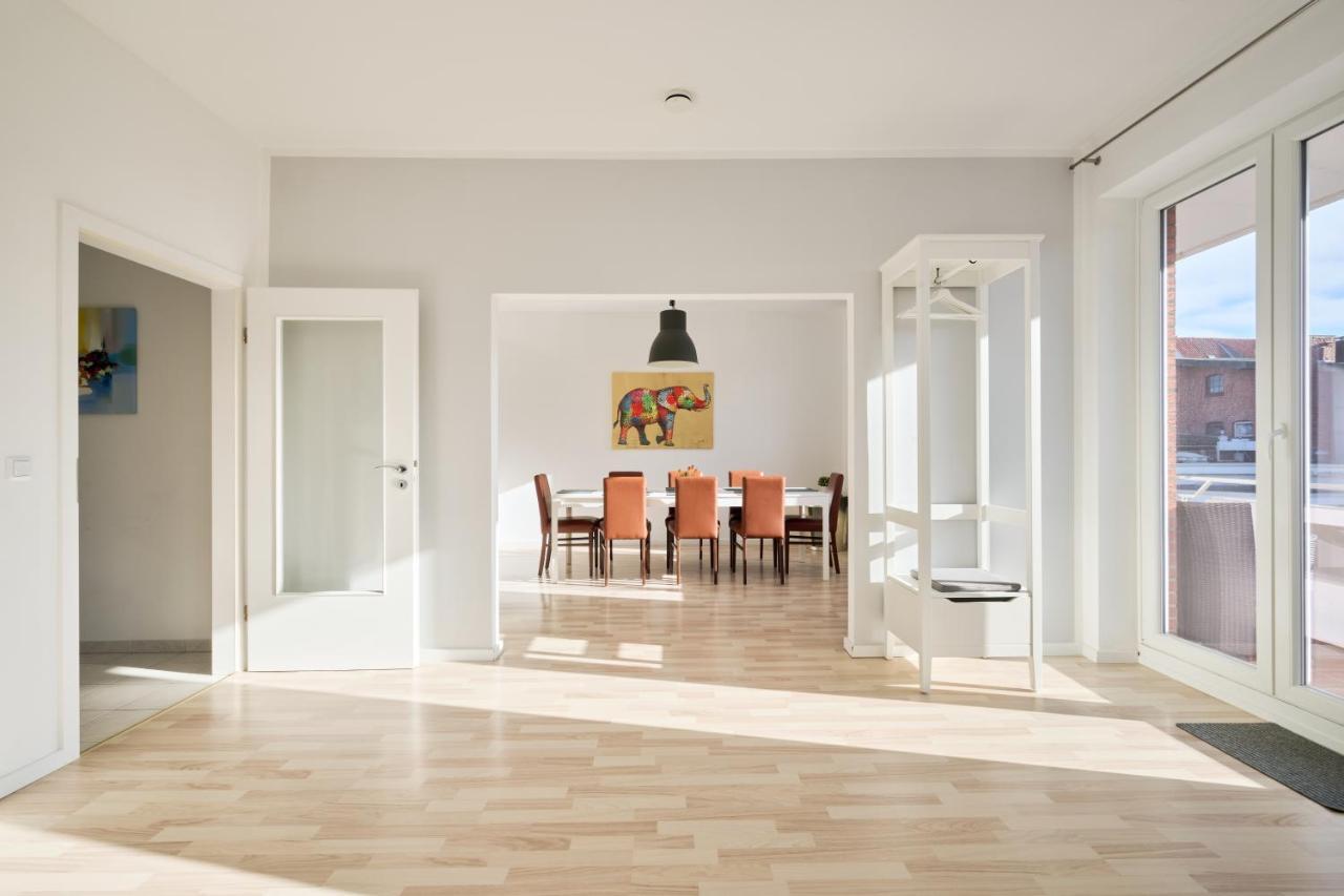 Ferienwohnung Hafenbucht Moba-Travel لوبيك المظهر الخارجي الصورة